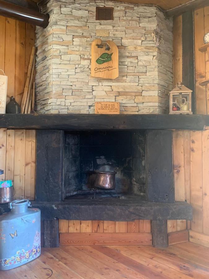 Dossena Splendido Chalet Di Montagna Immerso Nella Natura Madonna della Costa Eksteriør billede