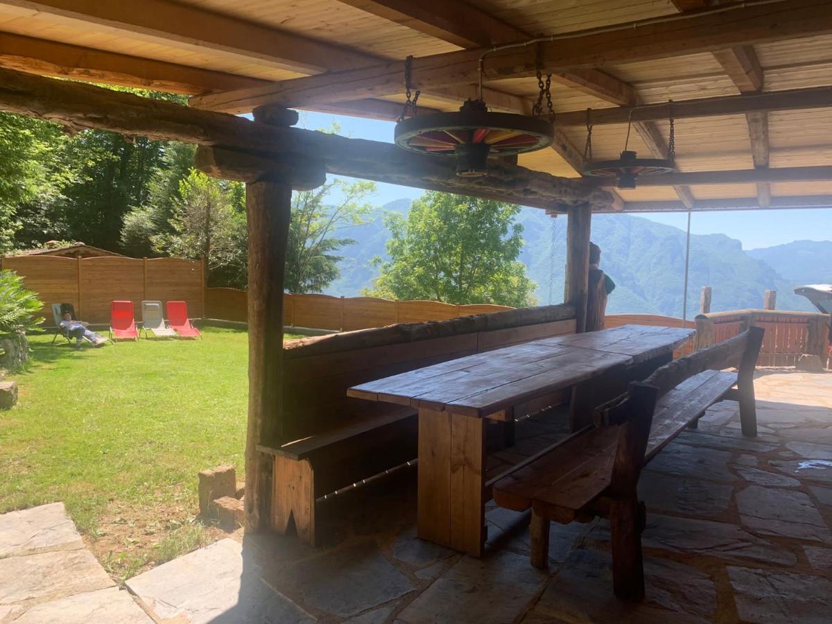 Dossena Splendido Chalet Di Montagna Immerso Nella Natura Madonna della Costa Eksteriør billede